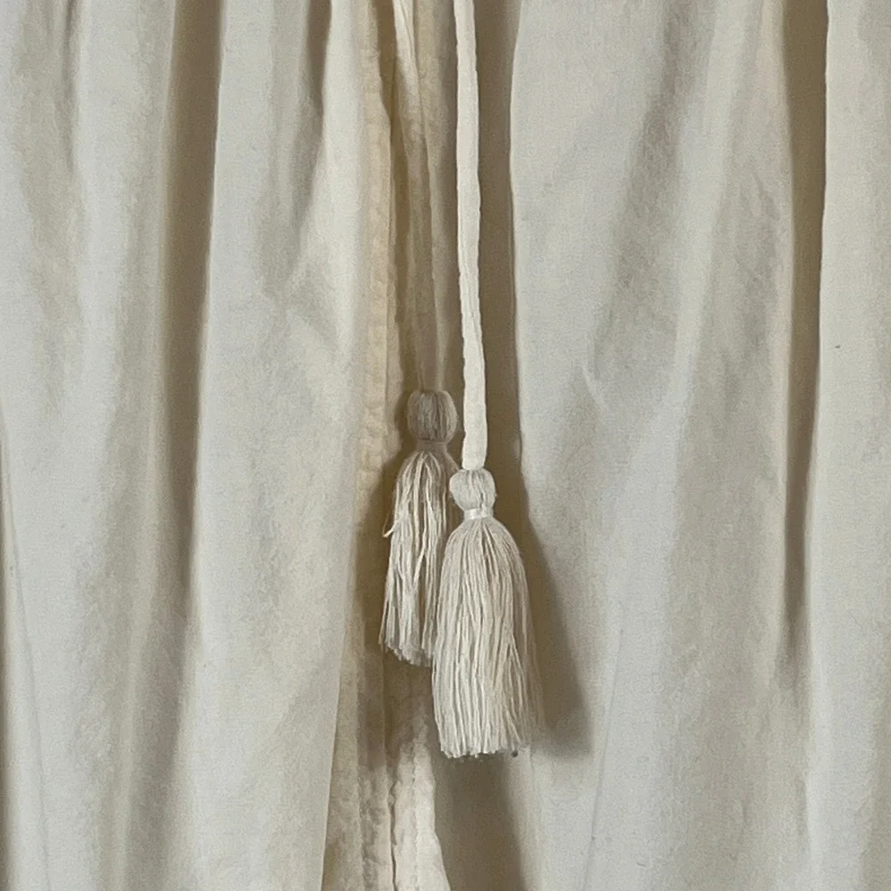 Old Navy Smocked Yoke Top XL Cream Black Puff Sleeve Peasant Boho Blouse Tie